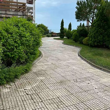 Robinzon Apartmets -elenite Sveti Vlas
