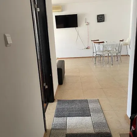 Robinzon Apartmets -elenite Sveti Vlas
